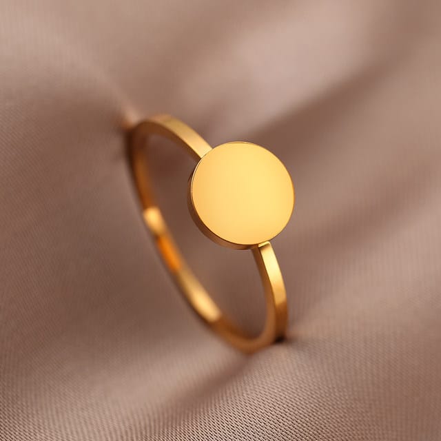 Gold Round Disc Ring