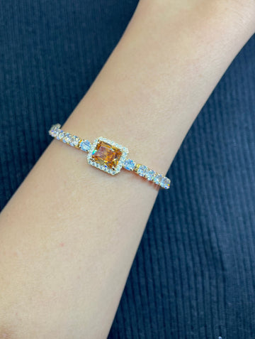 Solitaire Gold and white Diamond Bracelet