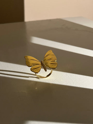 Elegant Gold Butterfly Adjustable Ring