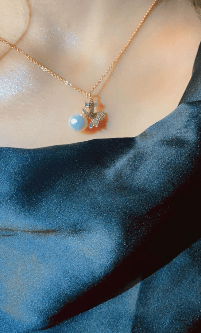 Vintage Butterfly Pendant Necklace and Earrings Set Jewelry Necklace Gleamora 