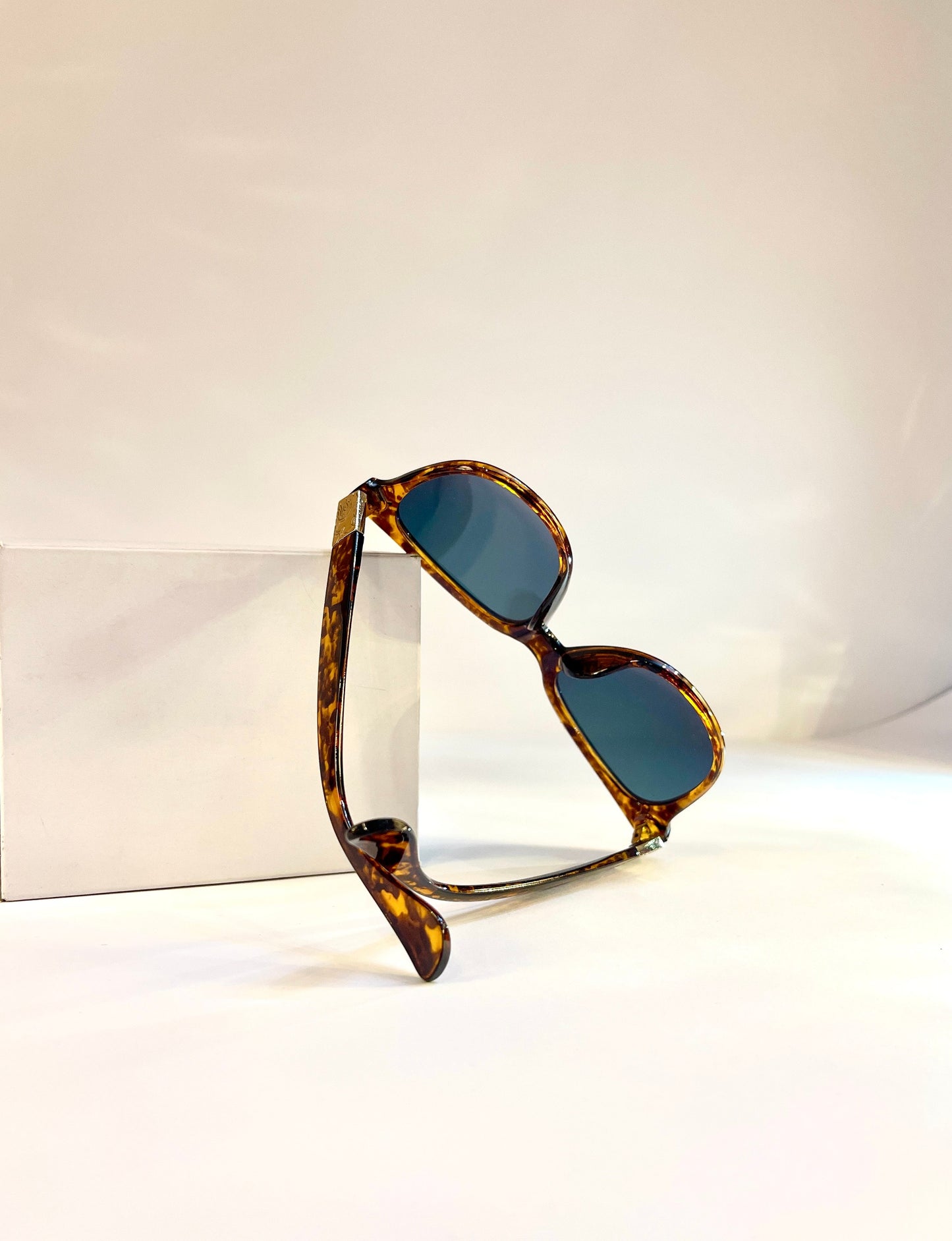 Leopard Square Eyewear