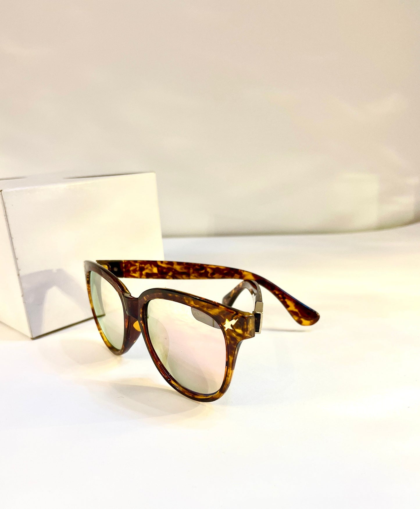 Leopard Square Eyewear