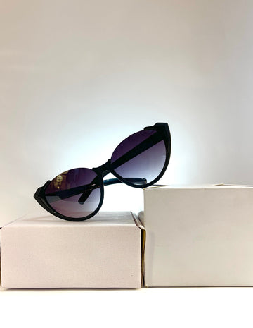 Black Cat Eye Sunglasses – UV400 Gradient Lenses