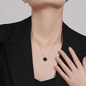 Double Sided Clover Pendant Necklace