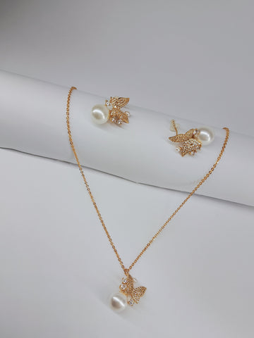 Vintage Butterfly Pendant Necklace and Earrings Set Jewelry Necklace Gleamora 
