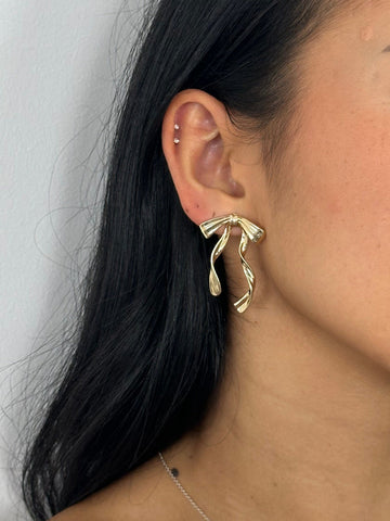 Cleo Twisted Drop Earrings - Gold